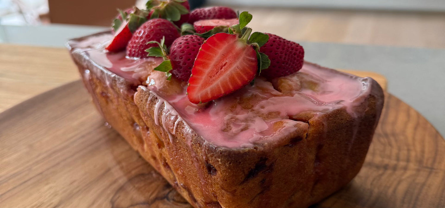 Craving #12: This Berry Yogurt Cake Recipe Is Summer in Every Bite