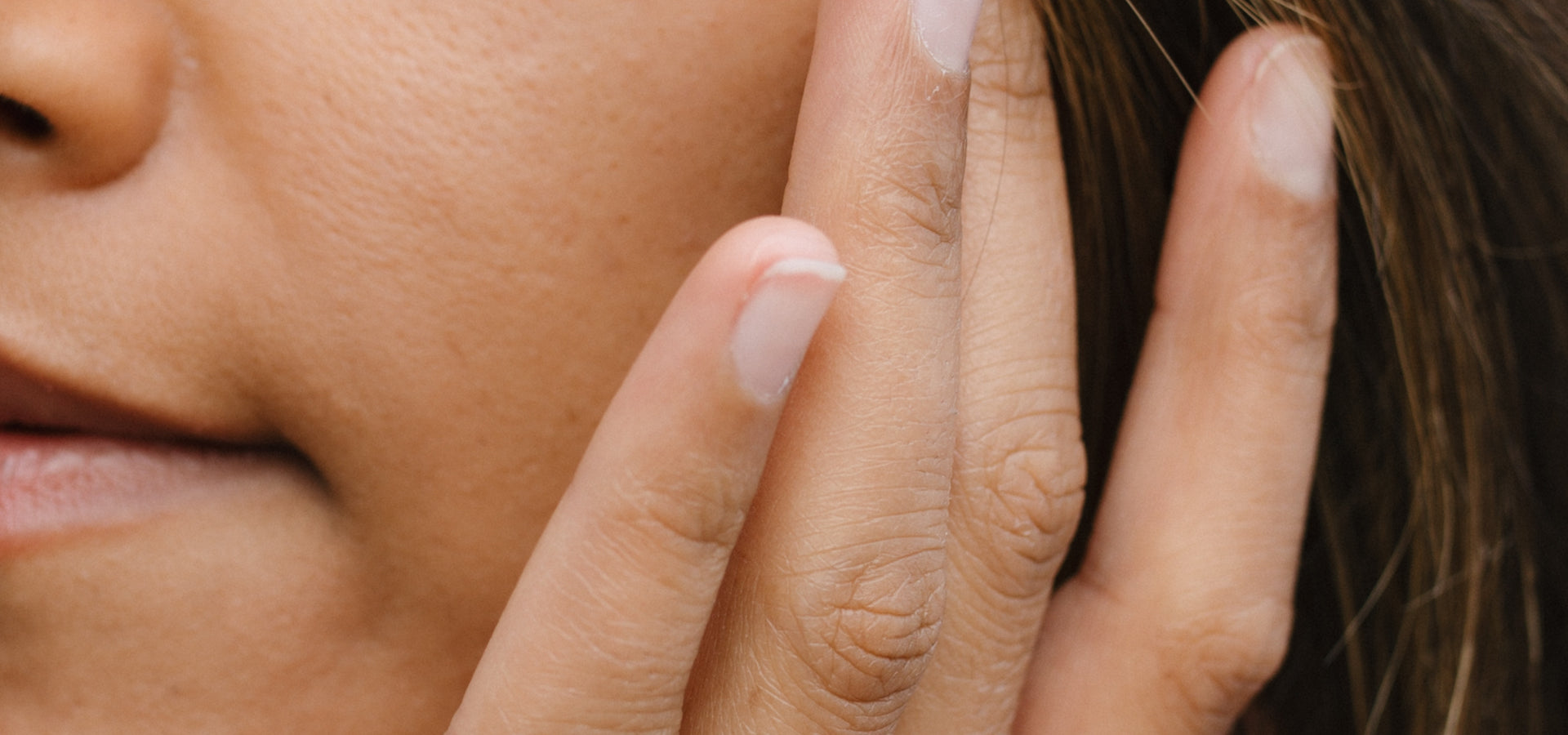 5 Signs Your Skin Is Dehydrated, Plus What to Do About It
